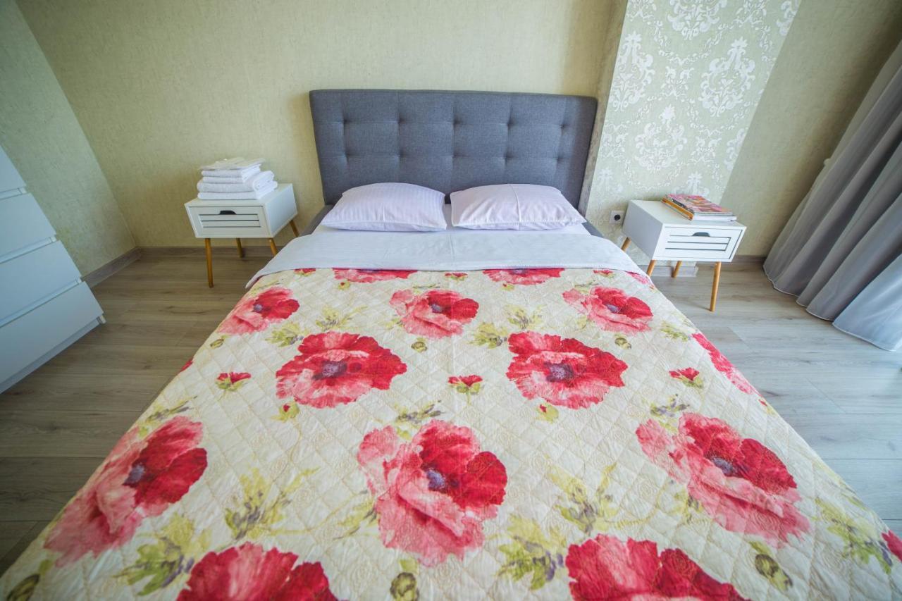Comfy Apartment Tbilisi Exterior photo