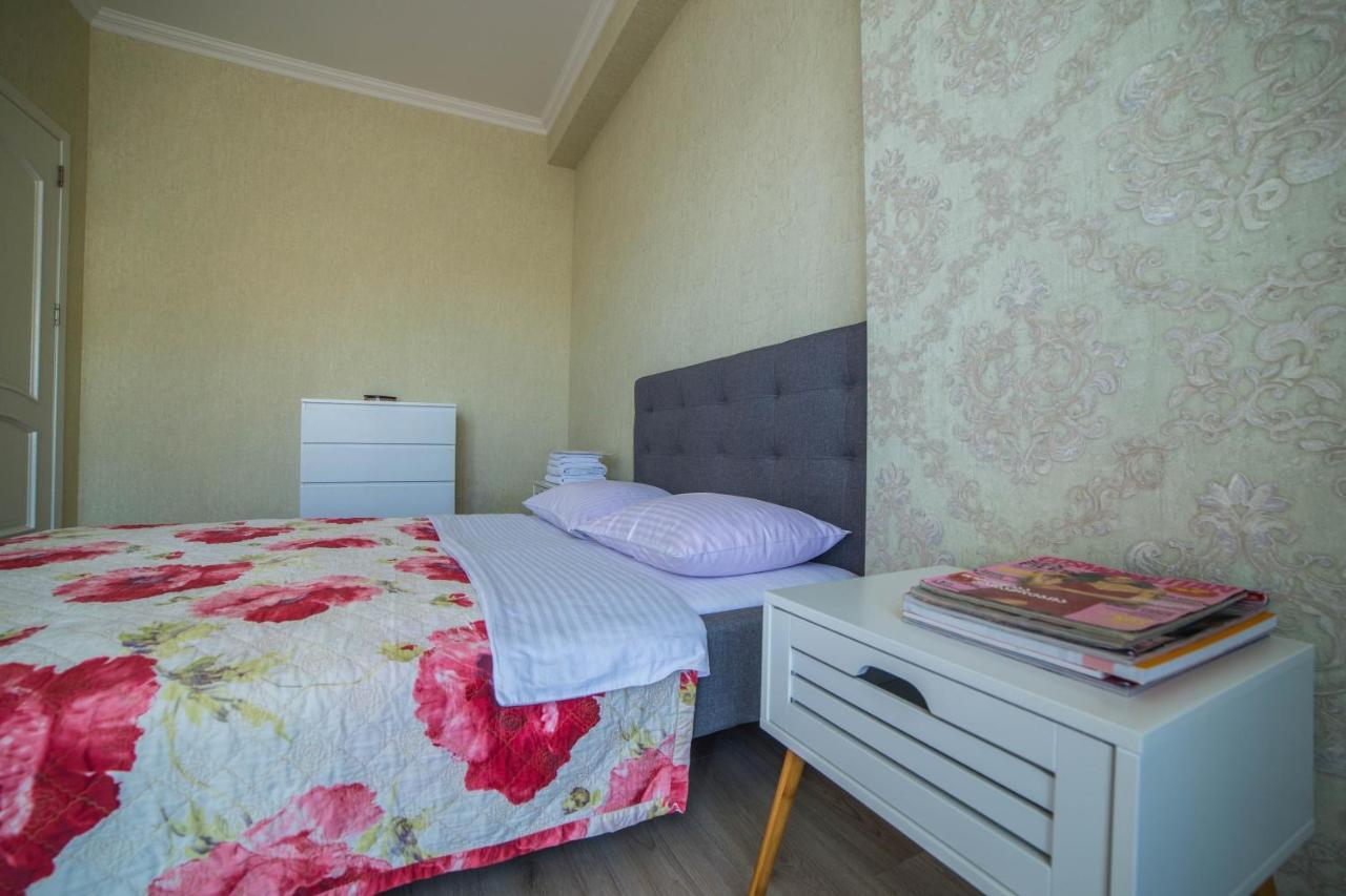 Comfy Apartment Tbilisi Exterior photo