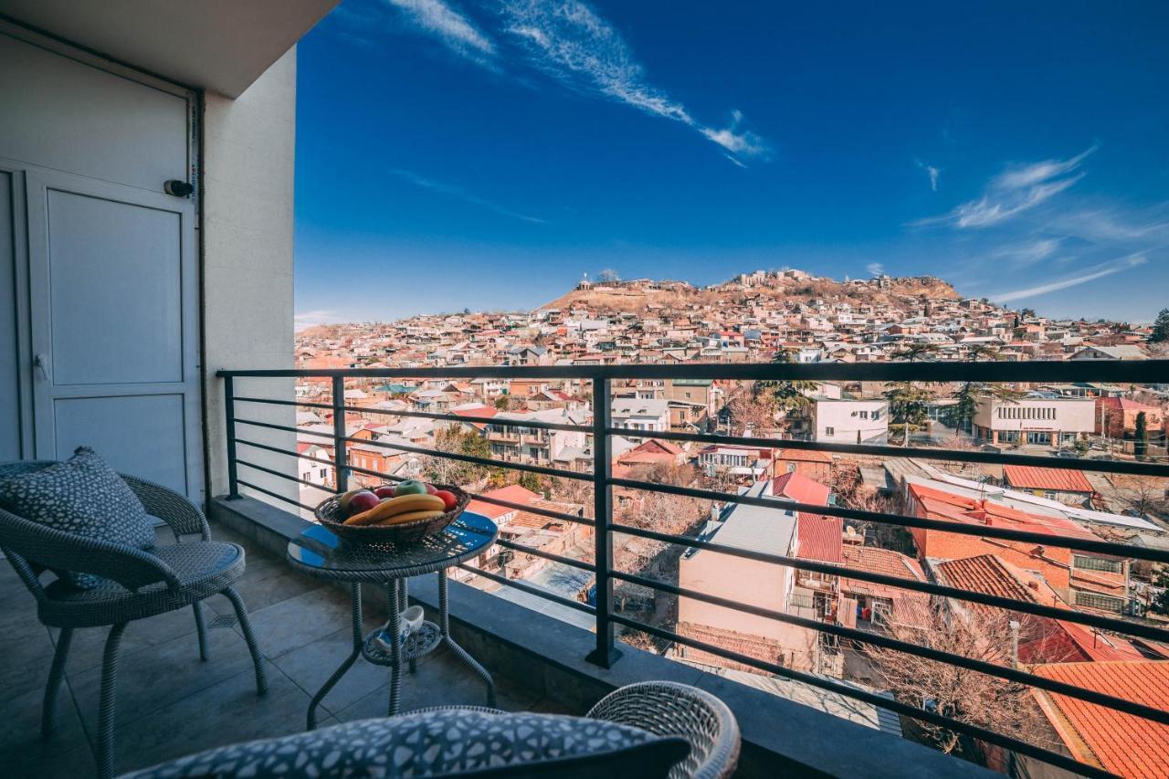 Comfy Apartment Tbilisi Exterior photo