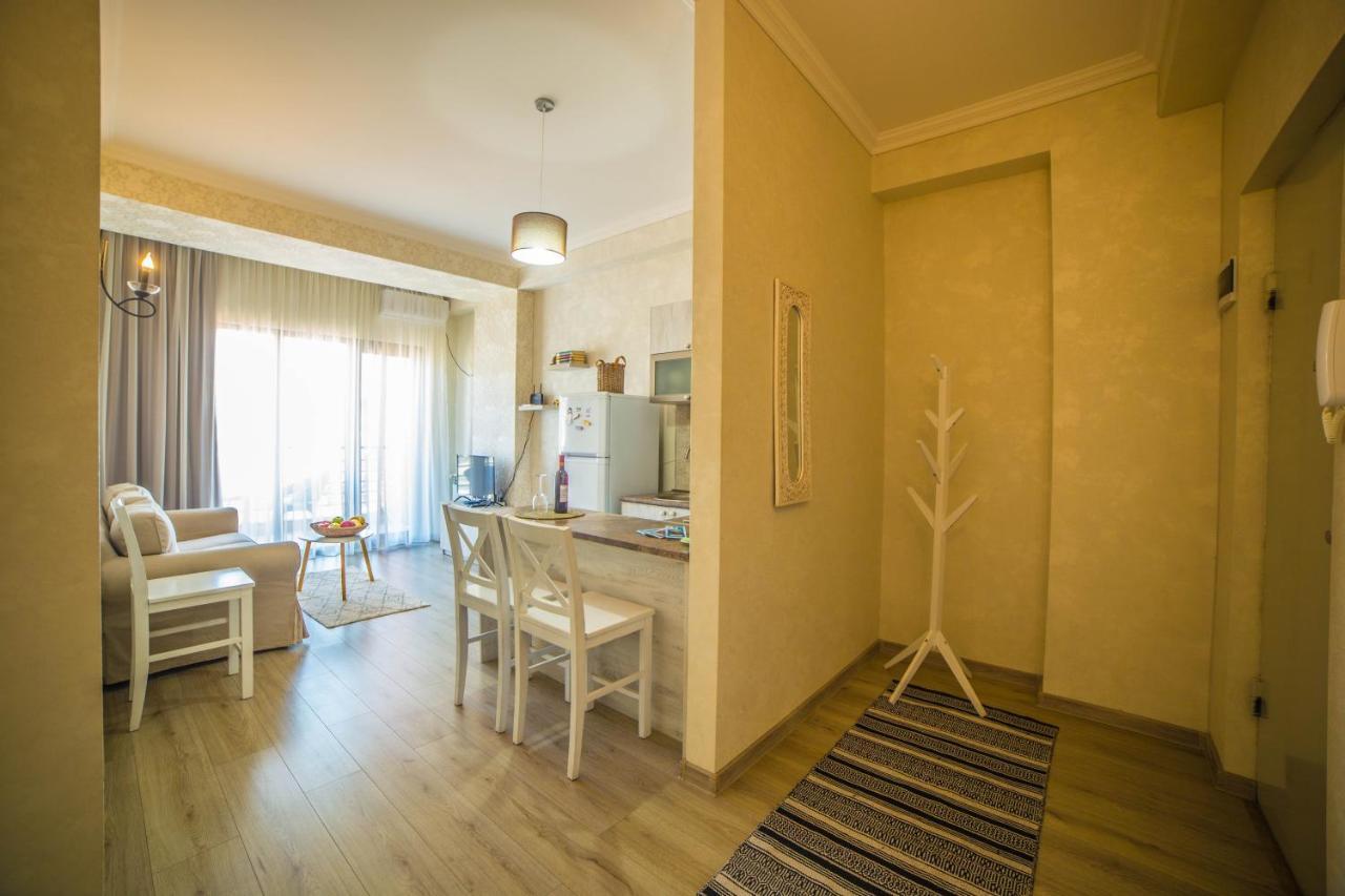 Comfy Apartment Tbilisi Exterior photo