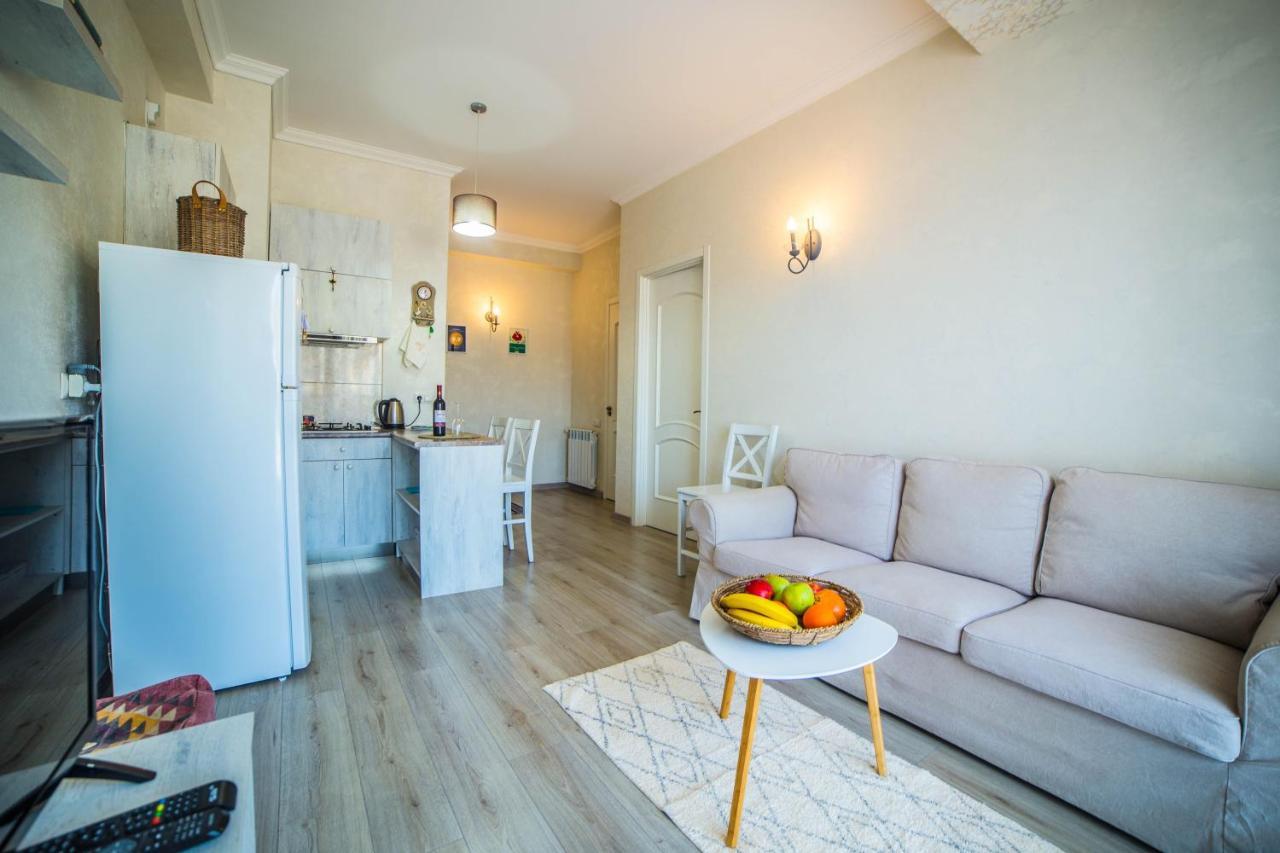 Comfy Apartment Tbilisi Exterior photo